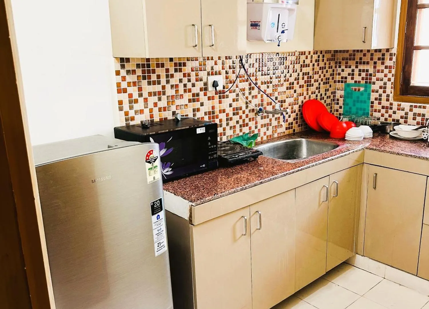 Zoomstay - 3Bhk Apartments Varanasi