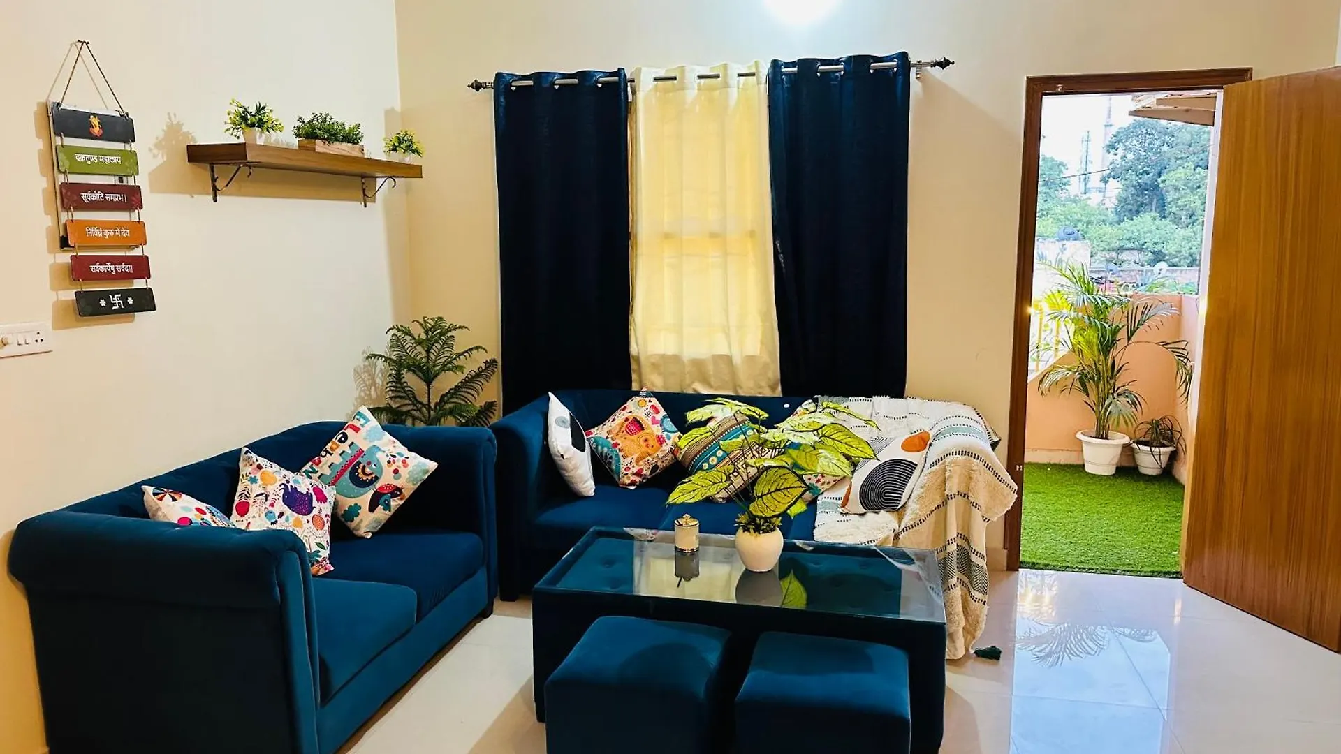 Zoomstay - 3Bhk Apartments Váránaszi